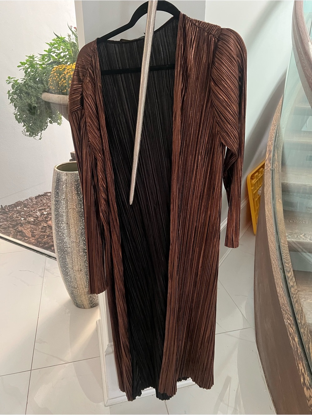 House of Harlow 1960 metallic Pleated Long Sleeve Duster
